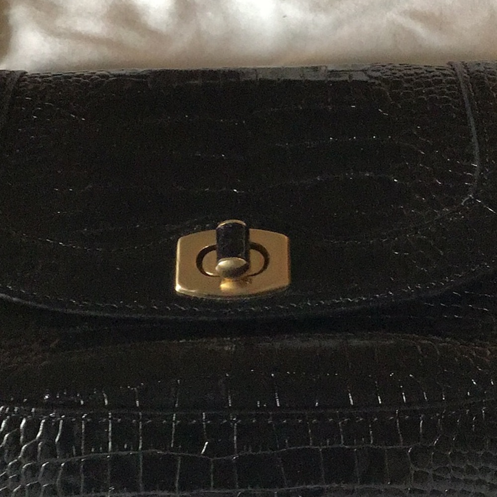 Purse - Picture 2 of 3